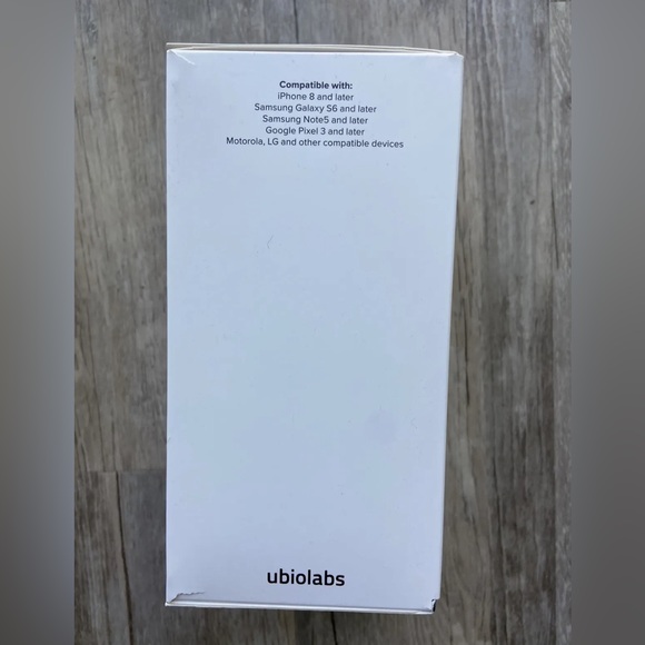 UbioLabs Shadow 10W Wireless Charging Stand for Mobile Devices - Color: Black. - Picture 2 of 5